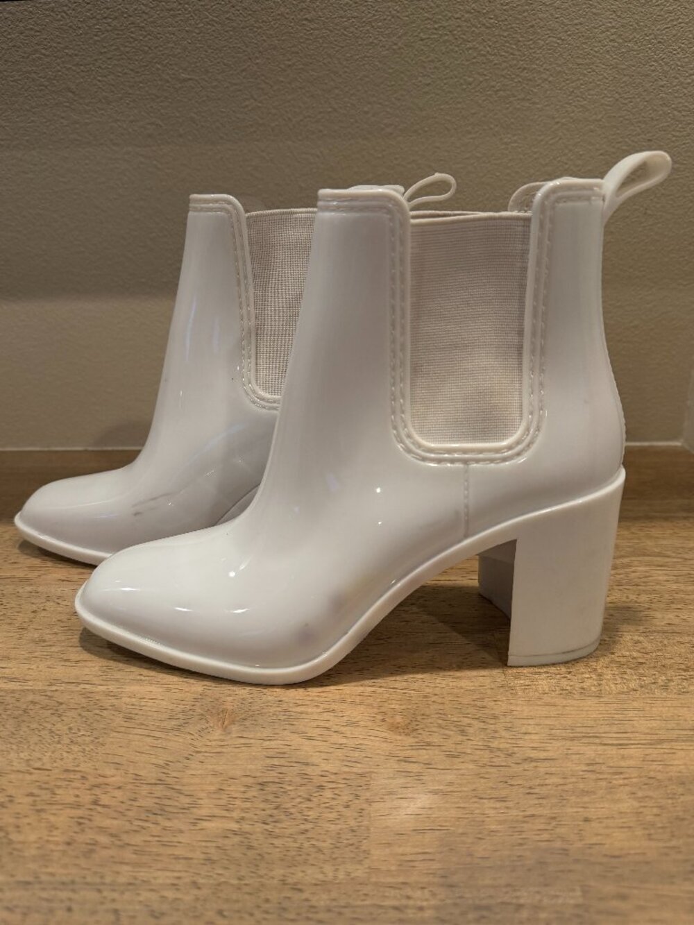 Jeffrey Campbell White Rain Boot Chunky Block Heel Chelsea Rainboots Size 7